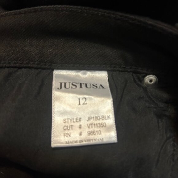 Just USA Black 5 pocket cropped Flare denim jeans, size 12 - Picture 5 of 6